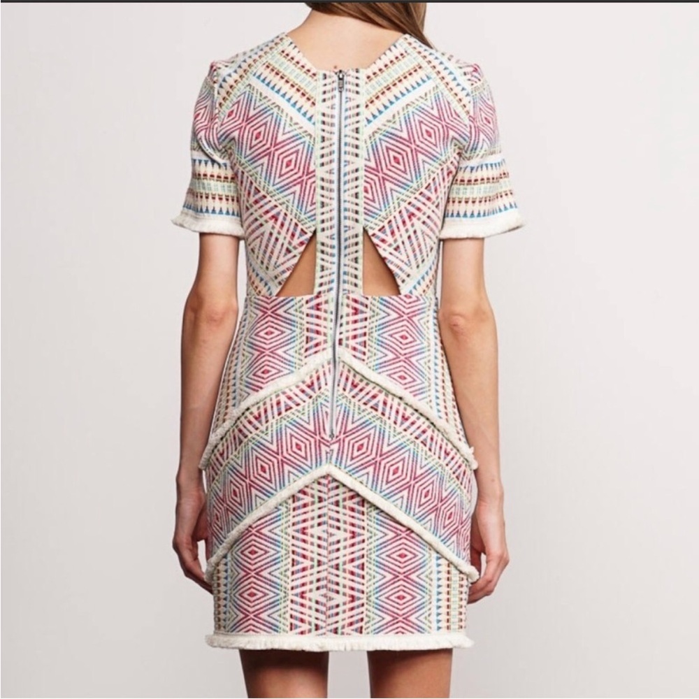 Adelyn Rae Geometric Patterned Short Sleeve shift Dress - Picture 2 of 10